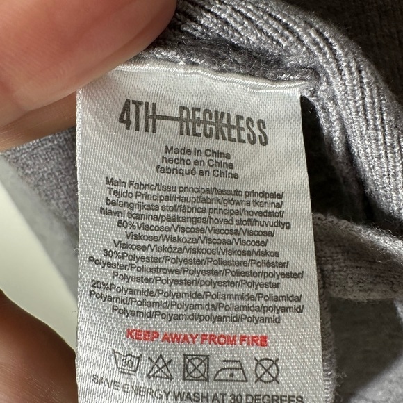 4th & Reckless Grey Leah Knit Tie Back Top XS - Picture 5 of 6